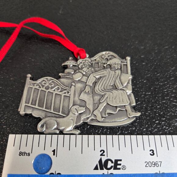 Madison Ave "Twas the Night Before Christmas" Pewter Christmas Ornament - Picture 6 of 7